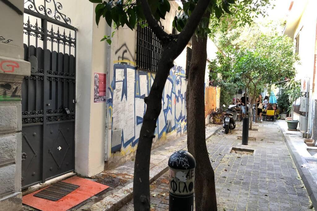 Ferienwohnung Exarcheia: Independent Ground Floor House. Athen Exterior foto